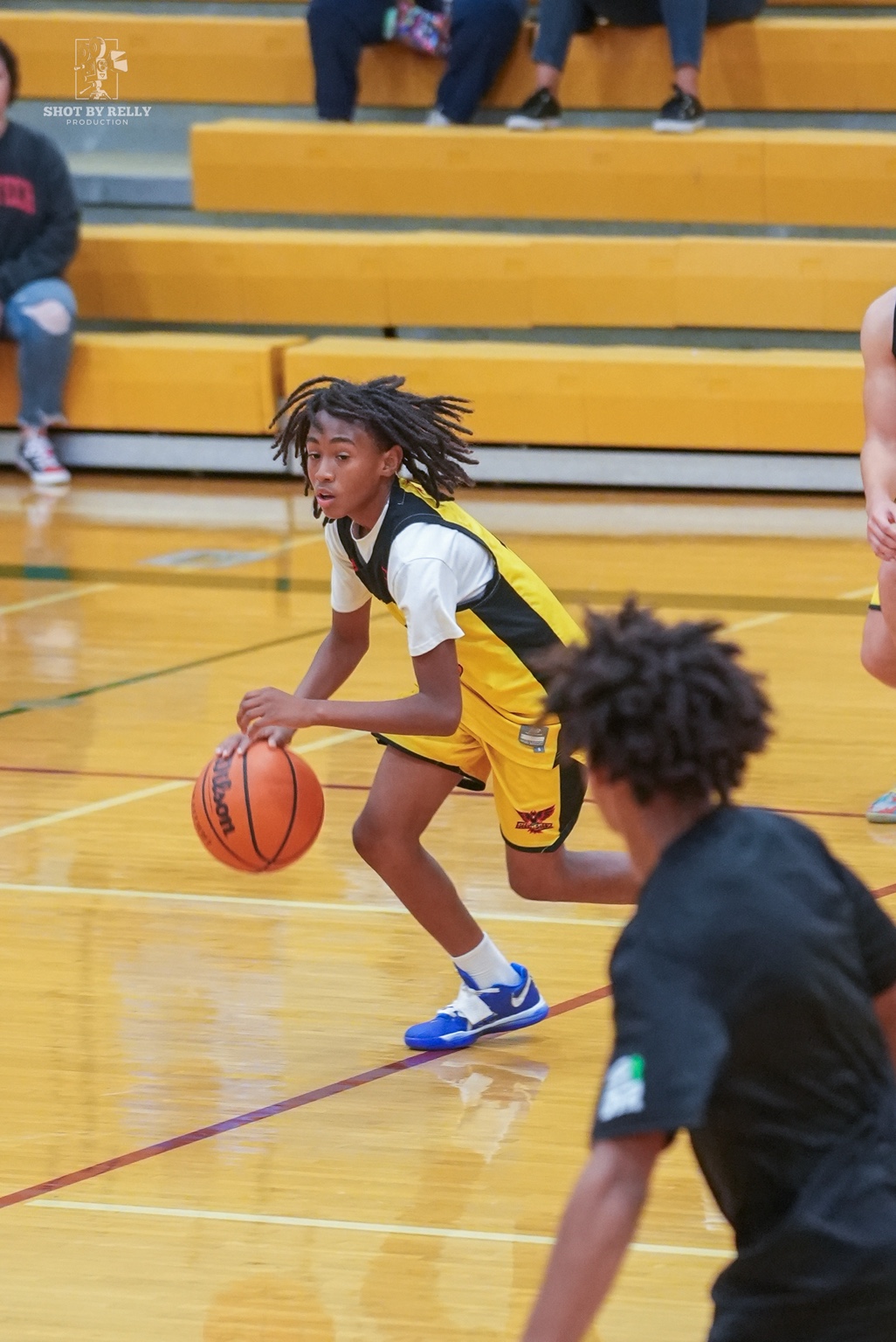 Kayden Crook basketball action photo